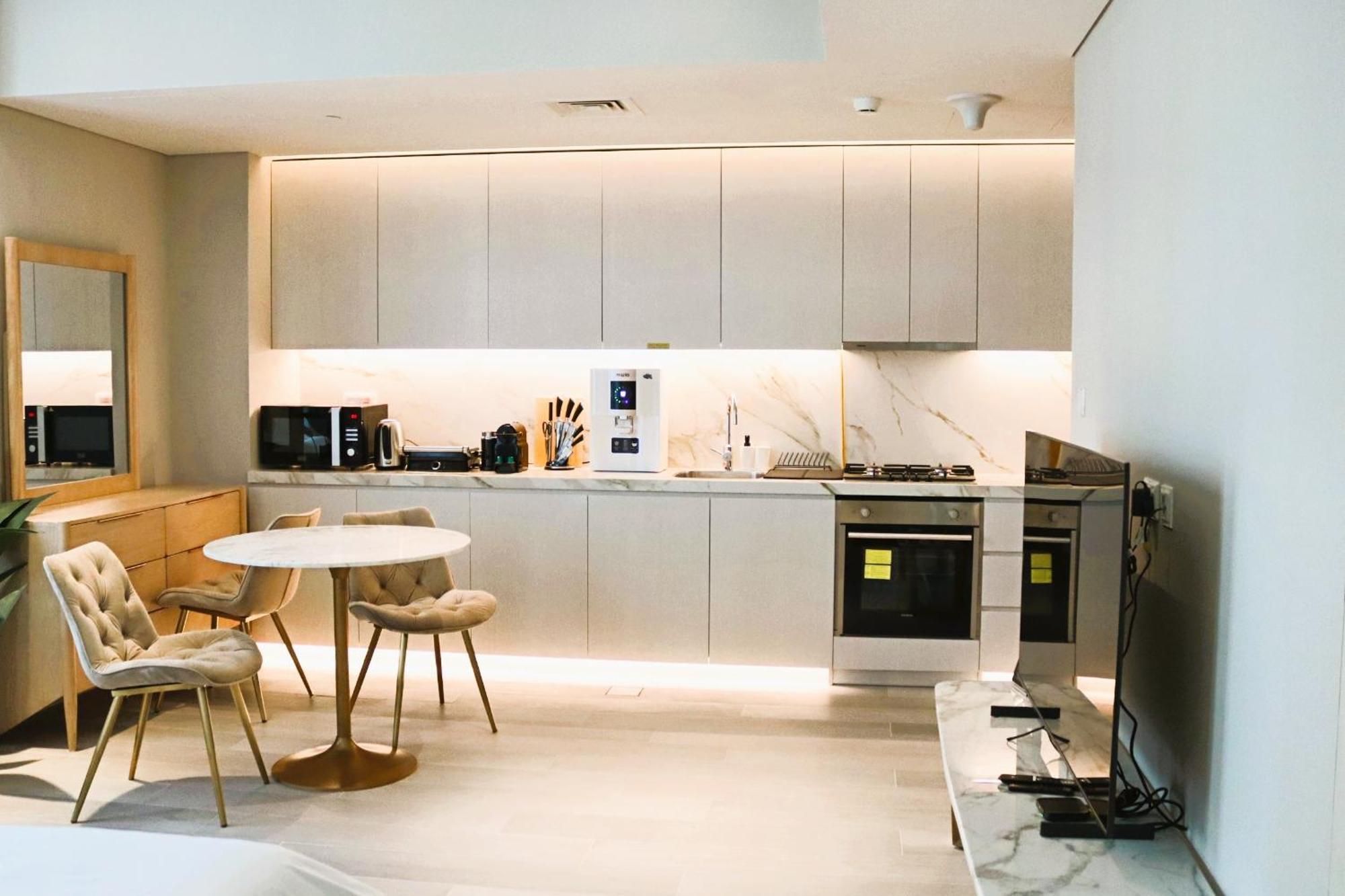 Casa Royale Vacation Home - Dubai Marina Экстерьер фото
